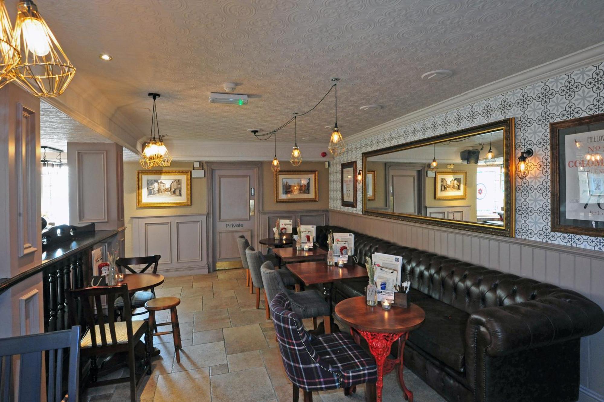 The White Hart Inn By Greene King Inns Бъкингам Екстериор снимка